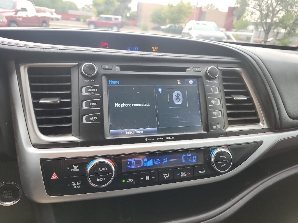 2018 Toyota Highlander SE