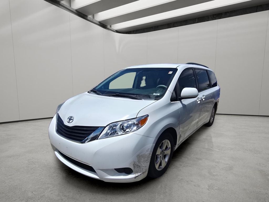 2013 Toyota Sienna LE
