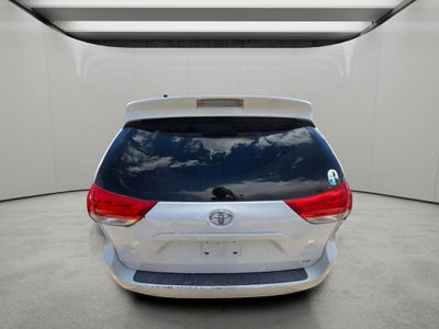 2013 Toyota Sienna LE