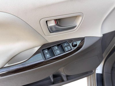 2015 Toyota Sienna XLE AAS