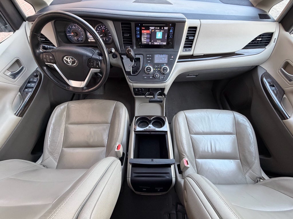 2015 Toyota Sienna XLE AAS