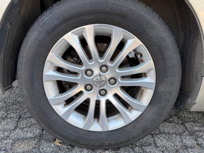 2015 Toyota Sienna XLE AAS