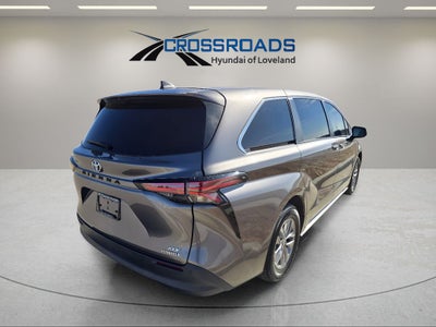 2022 Toyota Sienna XLE