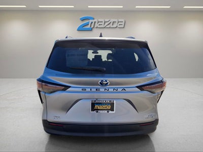 2024 Toyota Sienna XLE