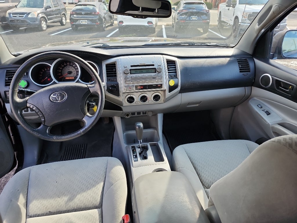 2011 Toyota Tacoma Base V6 (M6)