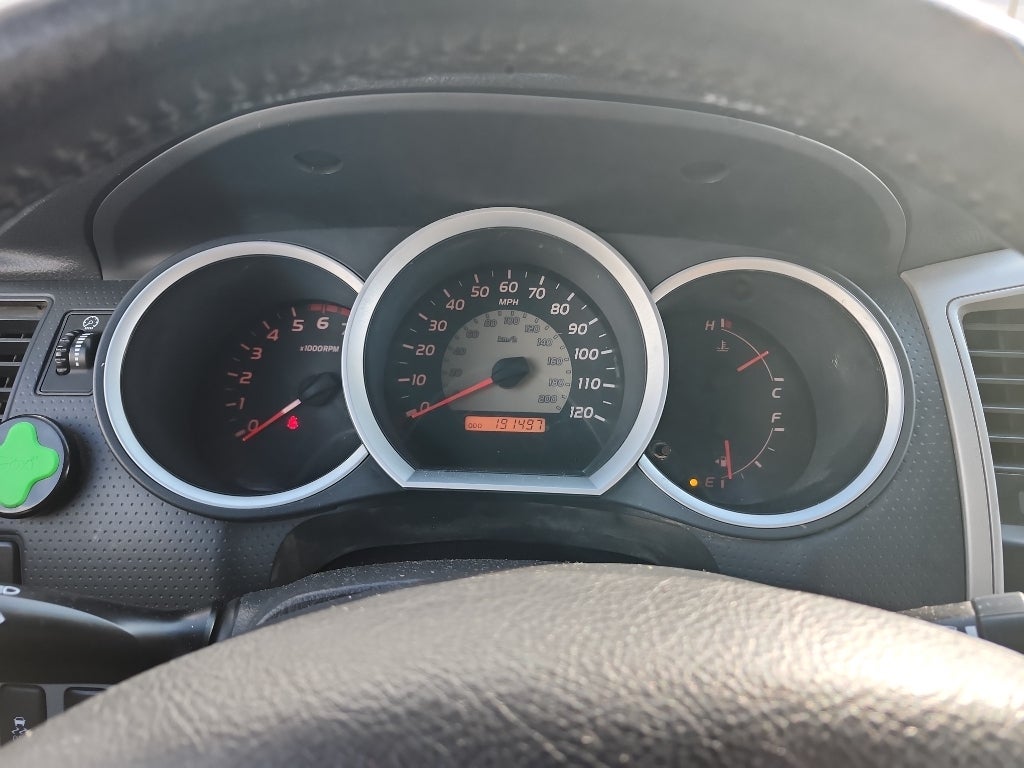 2011 Toyota Tacoma Base V6 (M6)