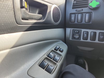 2011 Toyota Tacoma Base V6 (M6)