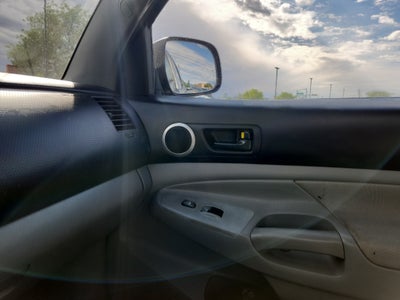 2011 Toyota Tacoma Base V6 (M6)