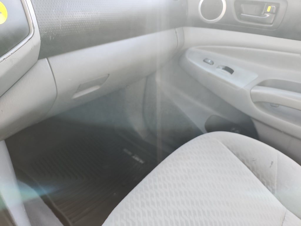 2011 Toyota Tacoma Base V6 (M6)