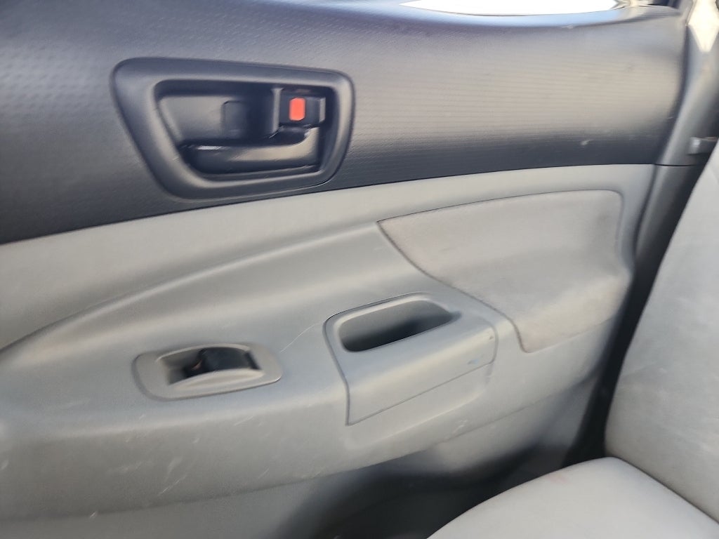 2011 Toyota Tacoma Base V6 (M6)