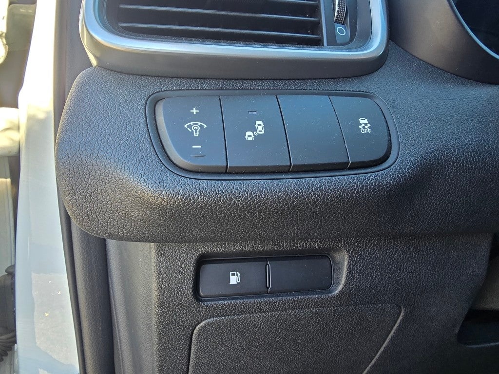 2019 Kia Sorento S V6