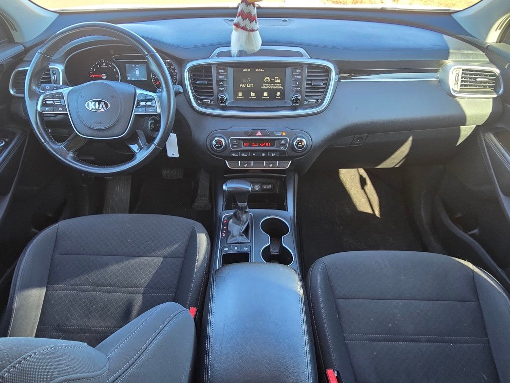 2019 Kia Sorento S V6