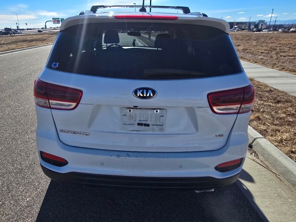 2019 Kia Sorento S V6