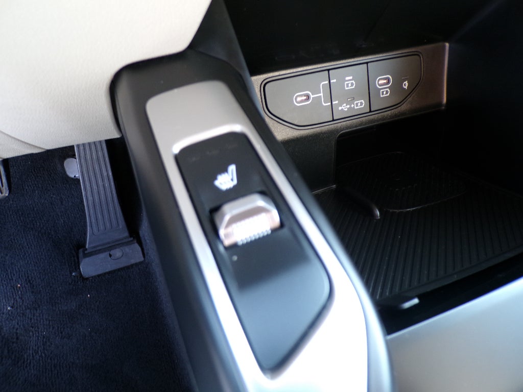2024 Kia Sorento X-Line EX
