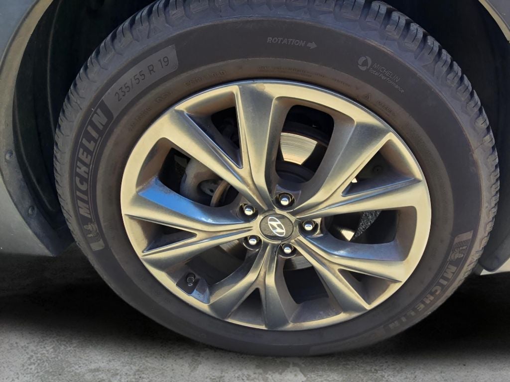 2017 Hyundai Santa Fe Sport 2.0T Ultimate