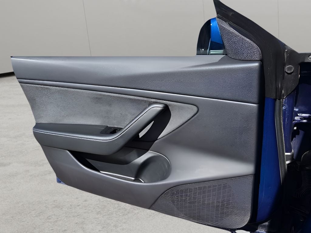 2019 Tesla Model 3 Mid Range