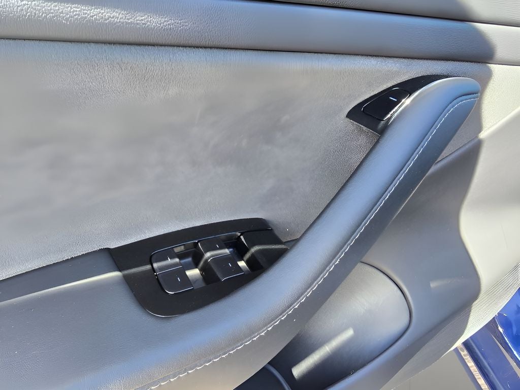 2019 Tesla Model 3 Mid Range