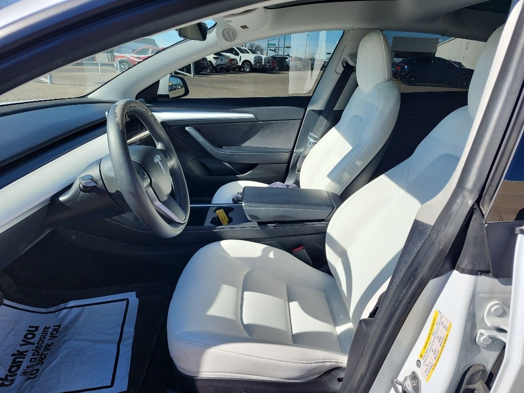 2022 Tesla Model 3 Base