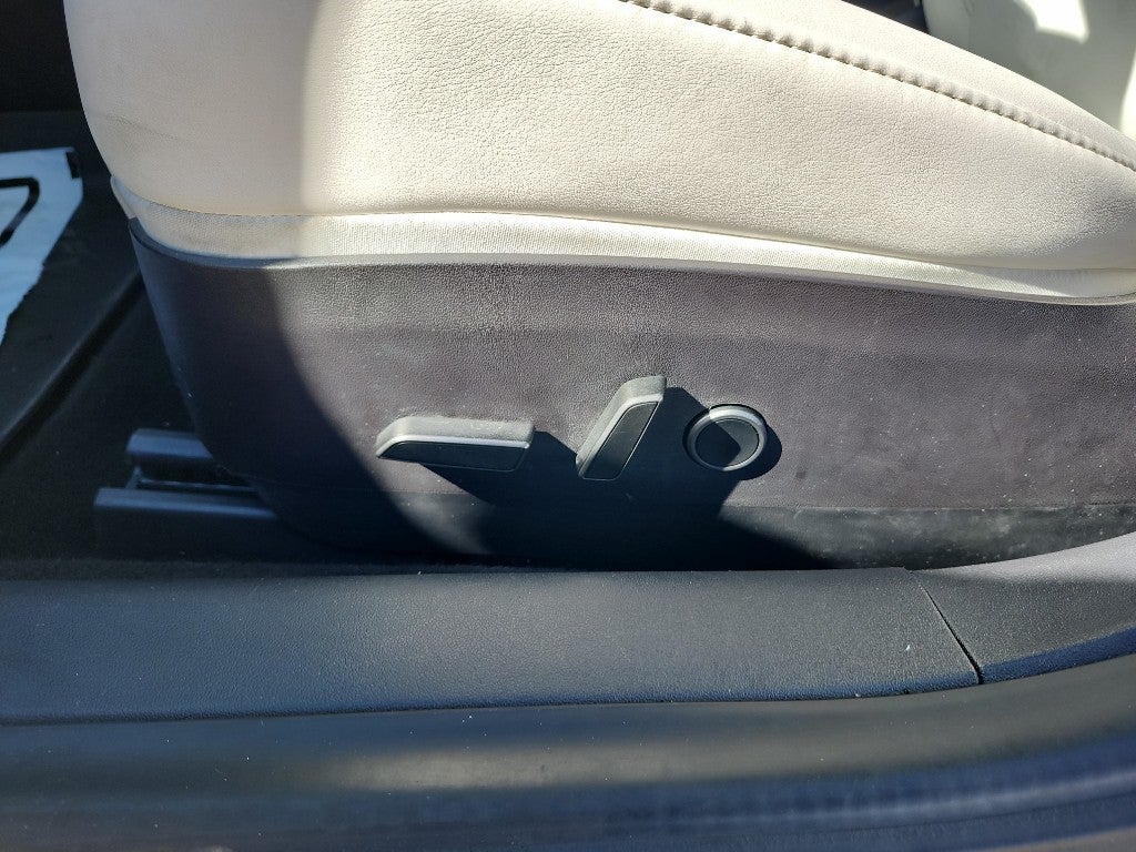 2022 Tesla Model 3 Base