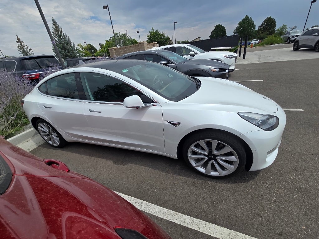2019 Tesla Model 3 Mid Range