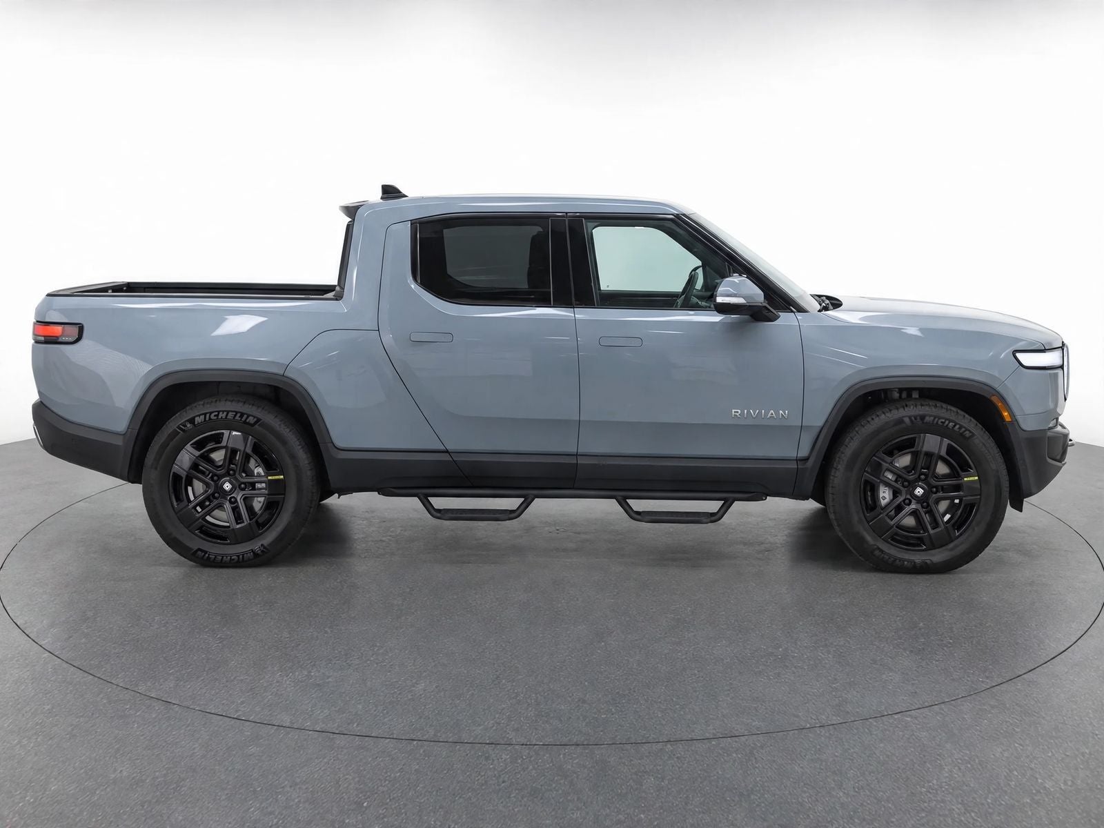 2023 Rivian R1T Adventure