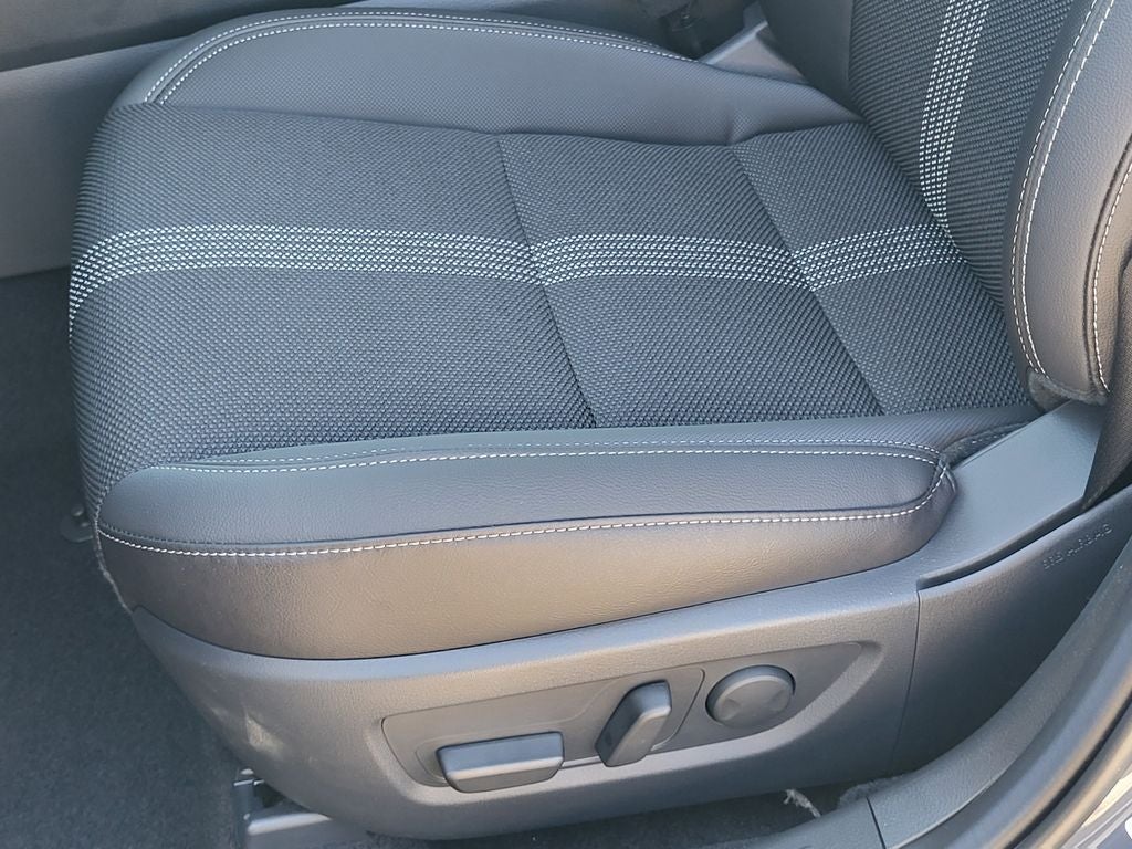 2025 Mazda Mazda CX-50 Hybrid Preferred Package