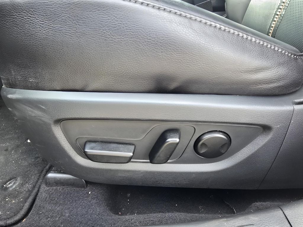 2025 Mazda Mazda CX-50 Hybrid Premium Package