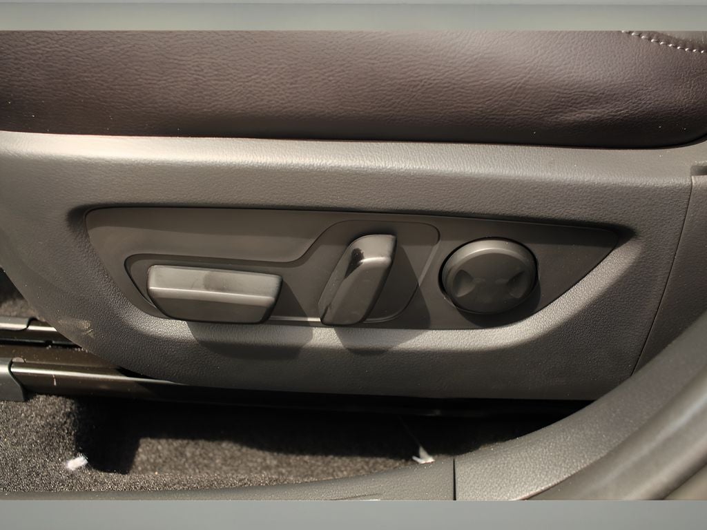 2025 Mazda Mazda CX-50 Hybrid Premium Package