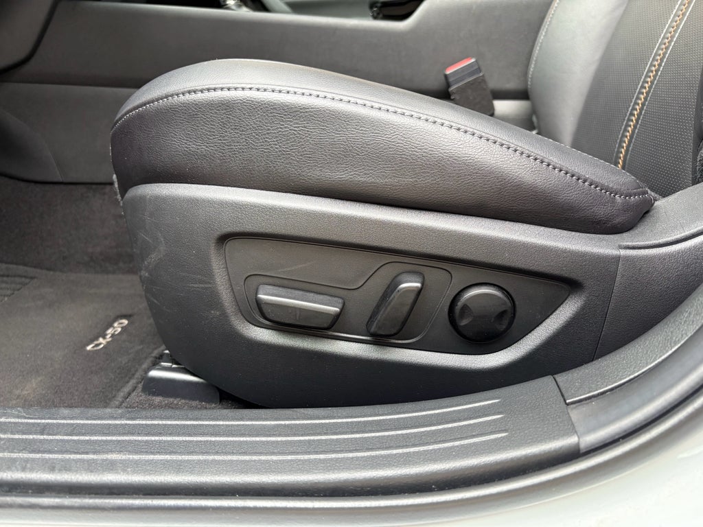 2025 Mazda Mazda CX-50 2.5 S Premium Plus Package