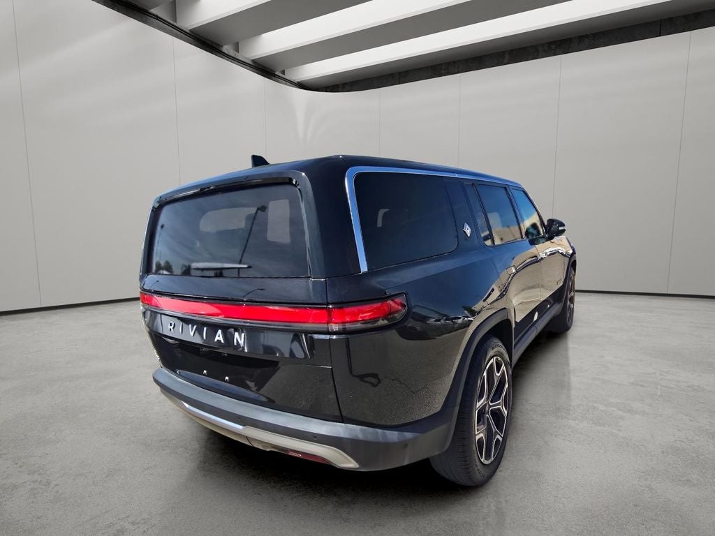 2024 Rivian R1S Adventure