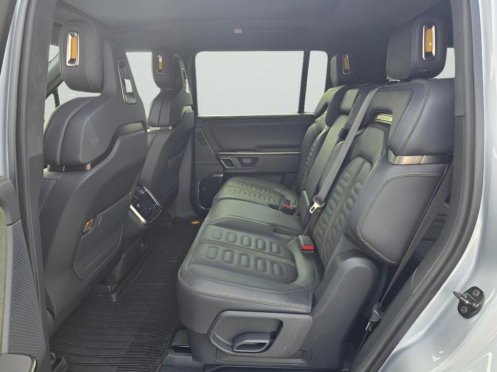 2024 Rivian R1S Adventure