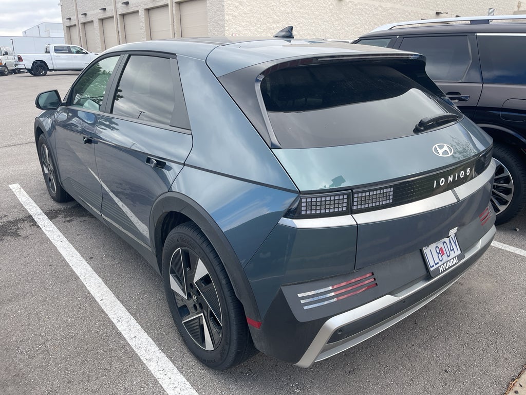 2025 Hyundai IONIQ 5 SE