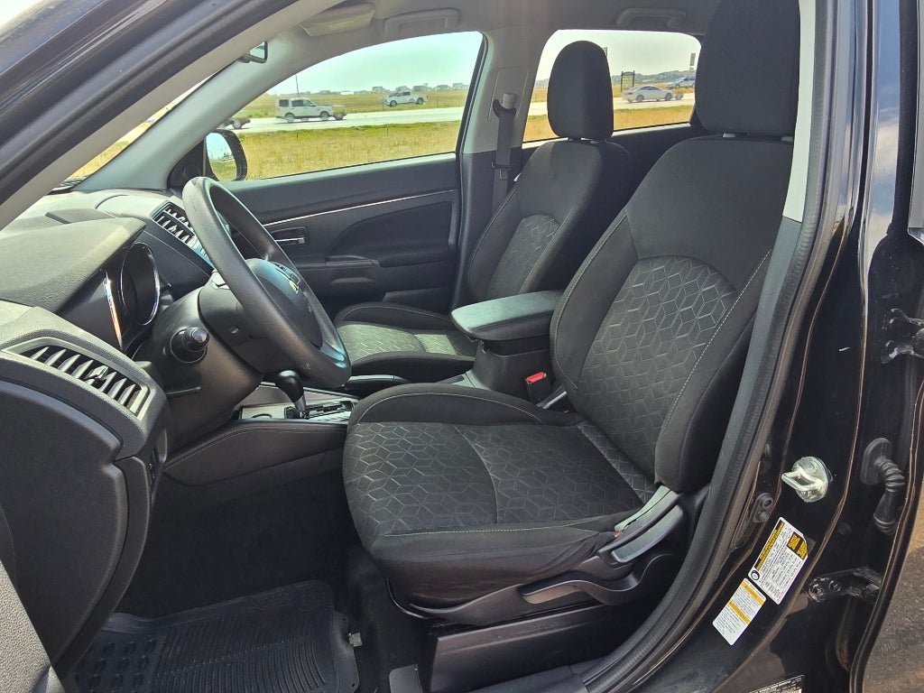 2021 Mitsubishi Outlander Sport LE