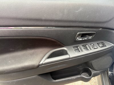 2025 Mitsubishi Outlander Sport ES