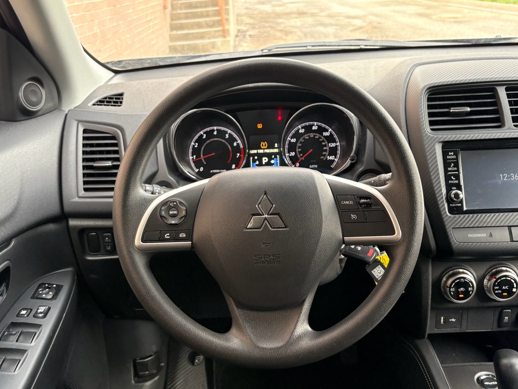 2025 Mitsubishi Outlander Sport ES