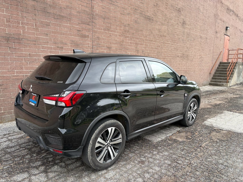 2025 Mitsubishi Outlander Sport ES