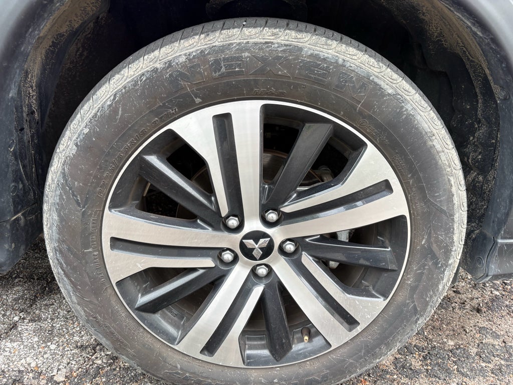 2025 Mitsubishi Outlander Sport ES