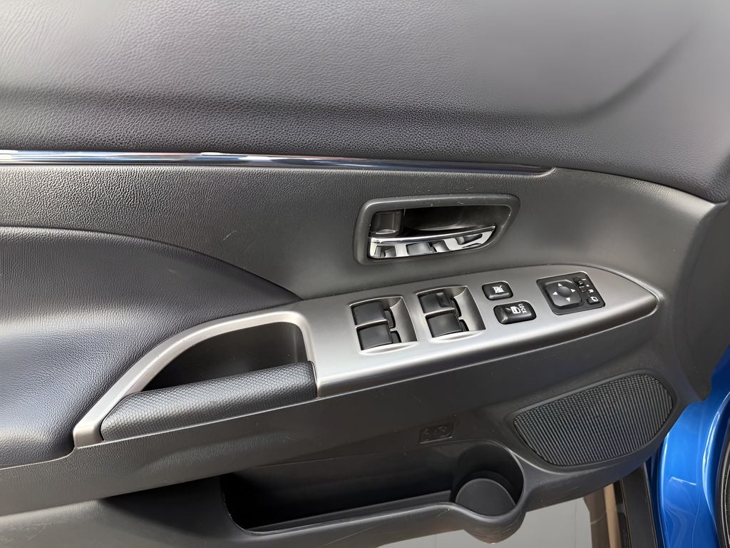 2024 Mitsubishi Outlander Sport SE