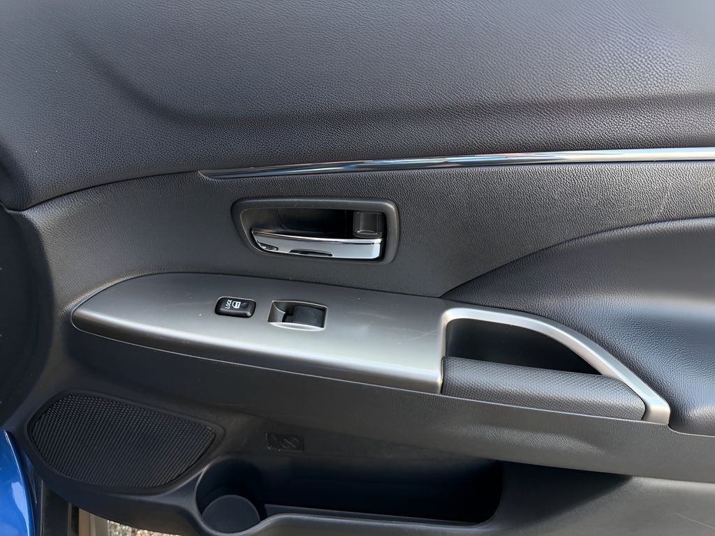 2024 Mitsubishi Outlander Sport SE