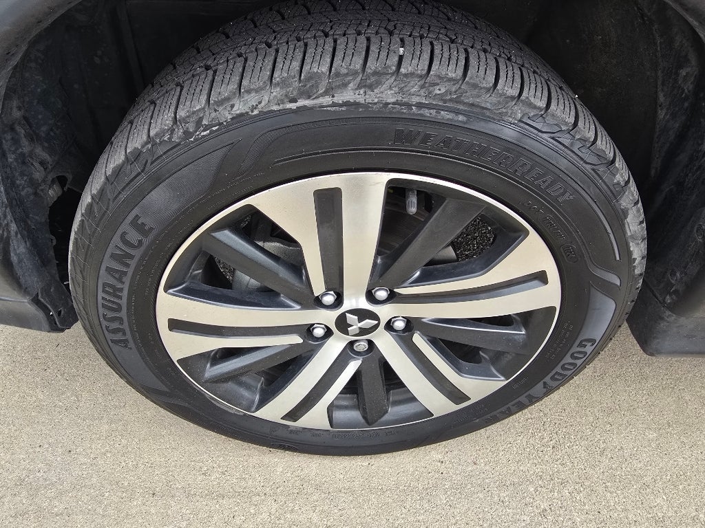 2023 Mitsubishi Outlander Sport S