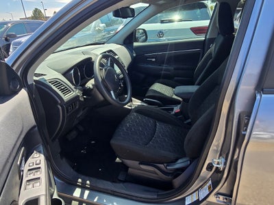 2023 Mitsubishi Outlander Sport S