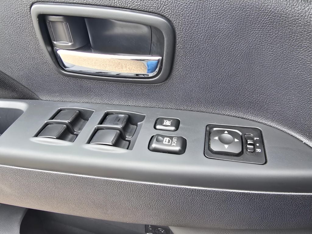 2025 Mitsubishi Outlander Sport ES