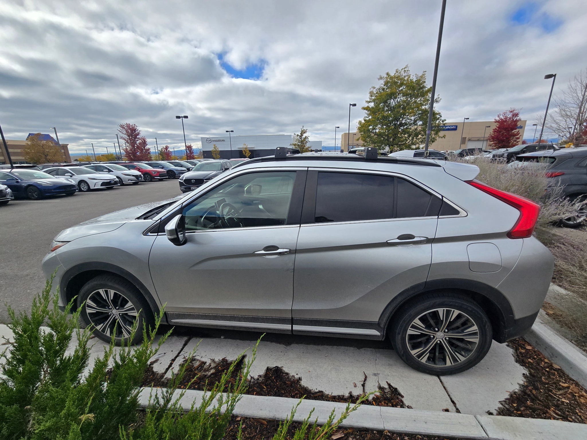 2020 Mitsubishi Eclipse Cross SE