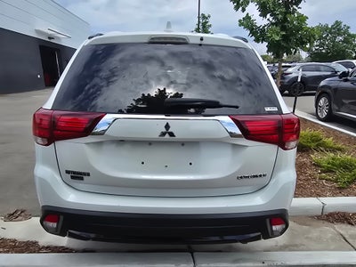 2018 Mitsubishi Outlander LE