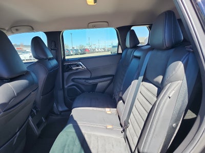 2022 Mitsubishi Outlander Black Edition