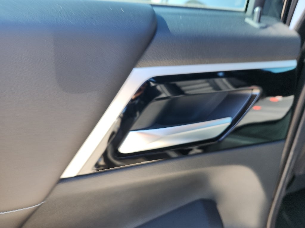 2022 Mitsubishi Outlander Black Edition