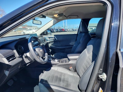 2022 Mitsubishi Outlander Black Edition