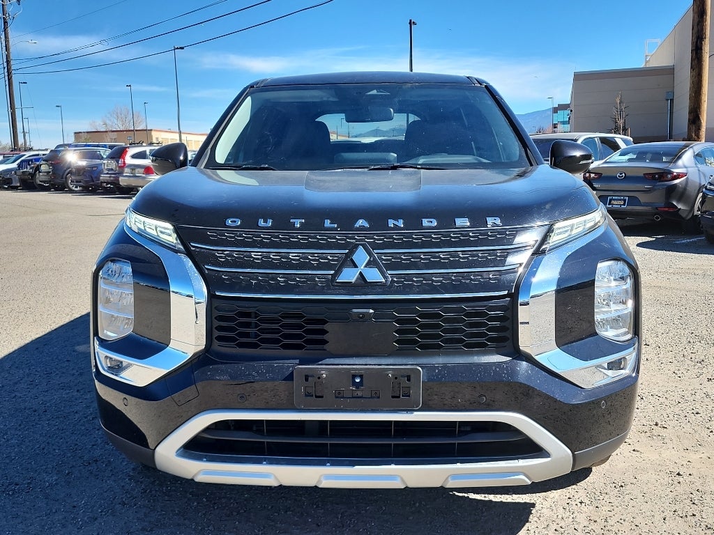 2022 Mitsubishi Outlander Black Edition