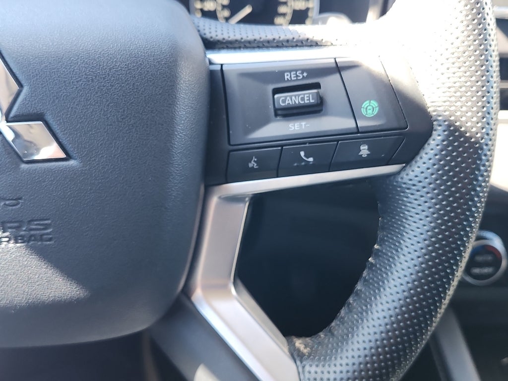 2022 Mitsubishi Outlander Black Edition