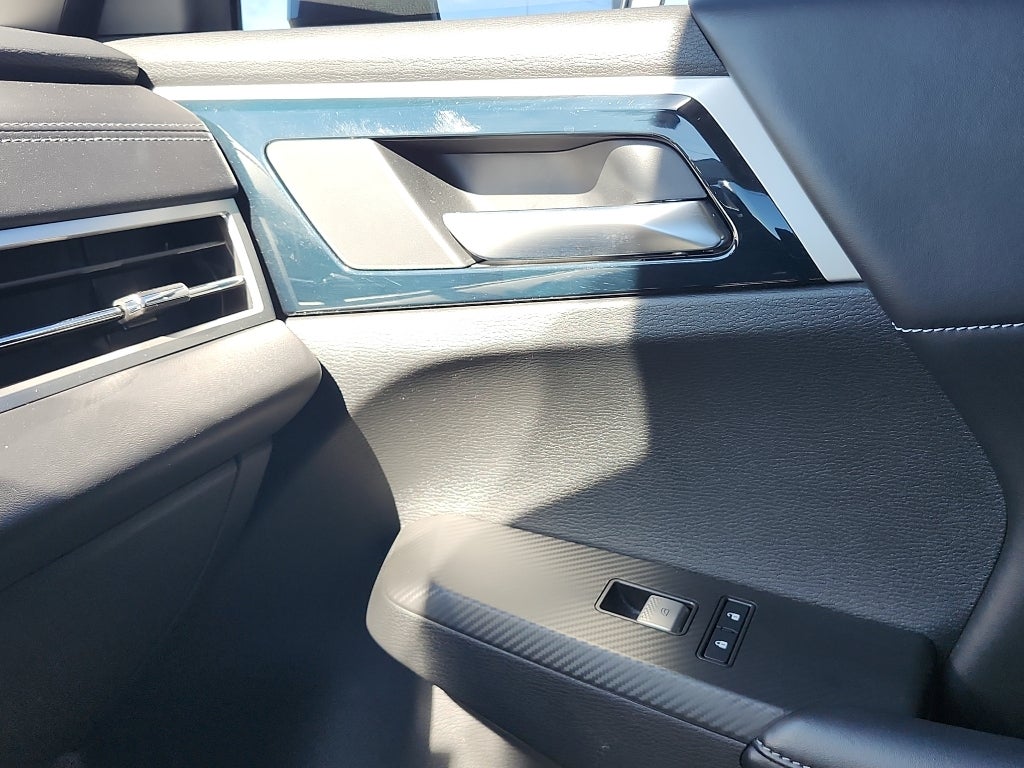 2022 Mitsubishi Outlander Black Edition